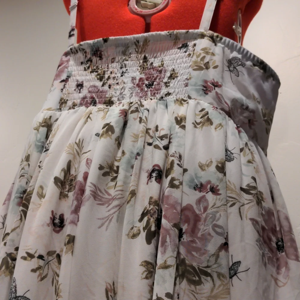 SOLD Torrid Plus Size Ethereal Maxi Princess Smocked Floral Dress Size 22 - Picture 13 of 17
